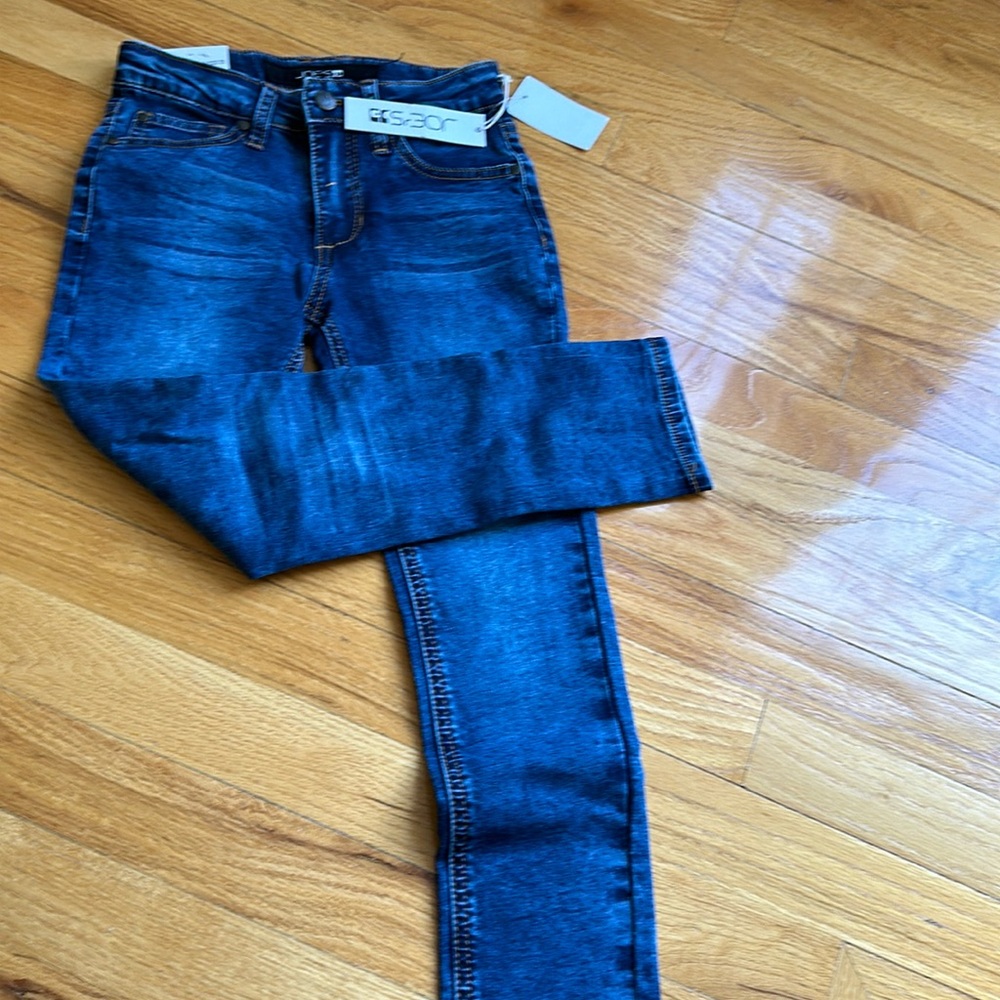 Joes jeans- new with tags size 6